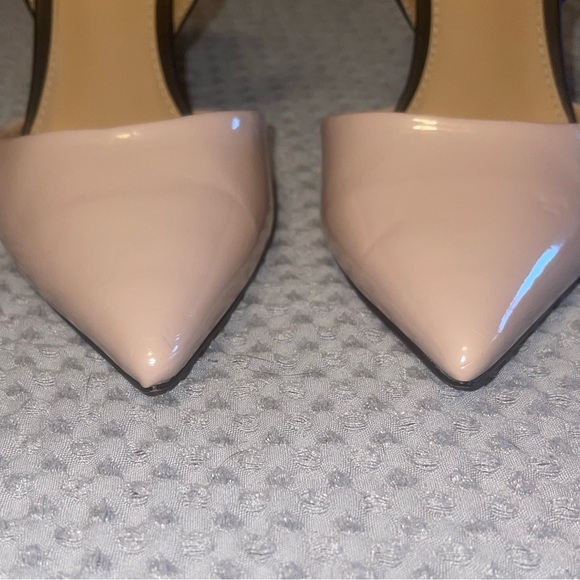 Express Nude & Black Pumps - Picture 3 of 5